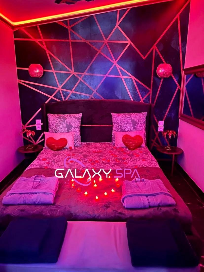 Galaxy Spa - Suite Jupiter Jacuzzi Privatif Champigneulles 外观 照片